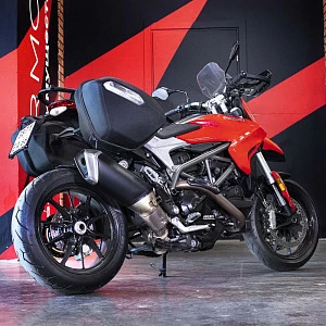 Мотоцикл Ducati Hyperstrada 939  (с пробегом) Мотоцикл Ducati Hyperstrada 939  (с пробегом)