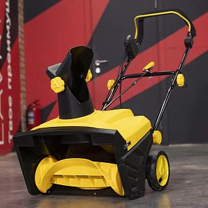 Снегоуборщик Huter SGC 2300E электро